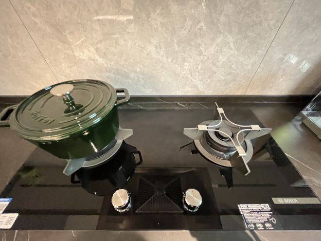 欢迎您-小区环境-户型-价格-地址-楼盘详情-周边配套-售楼处电话-交房时间尊龙凯时APP缦云上海(售楼处)首页网站-缦云上海销售中心(营销中心)楼盘(图11)